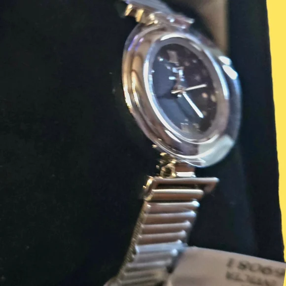 Invicta Celestial I by Invicta Women display picture 3